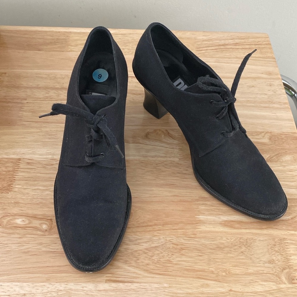 DKNY Shoes -Size 9B (Black)